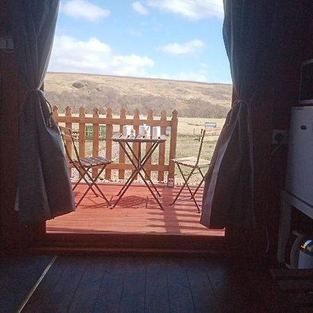 Отель Wee Hoose Glamping Pod 1 Skail Экстерьер фото
