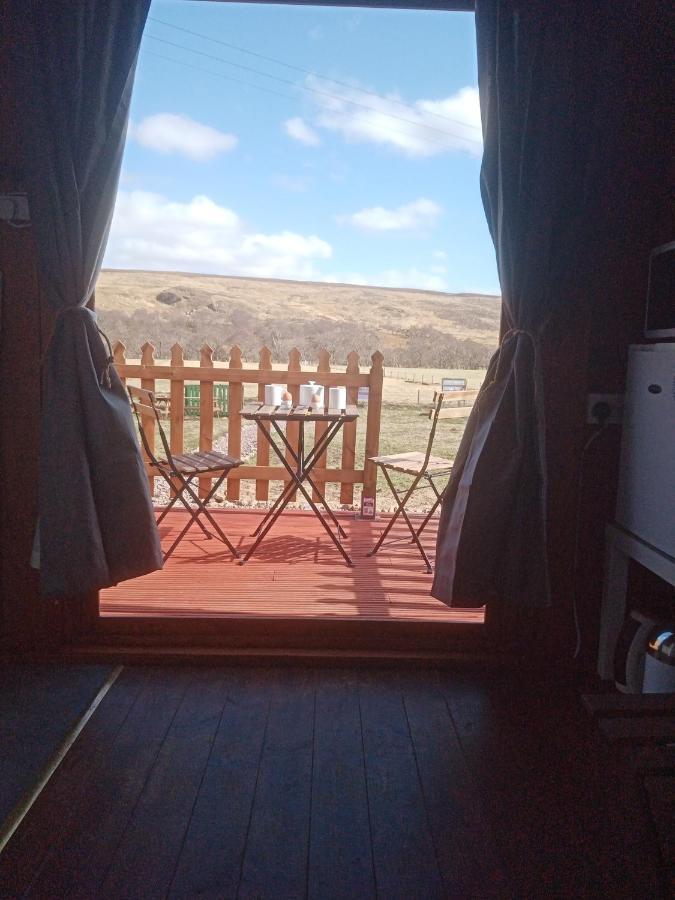 Отель Wee Hoose Glamping Pod 1 Skail Экстерьер фото